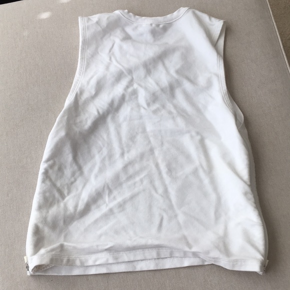 White Athleta crop top with zippers - Picture 4 of 4